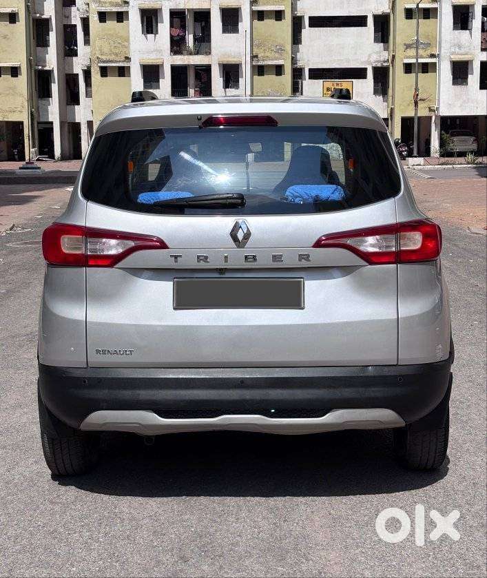 Renault Triber Rxz, 2022, Petrol