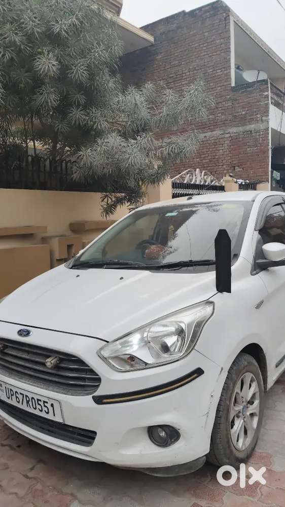 Selling Ford Figo Aspire Top Model