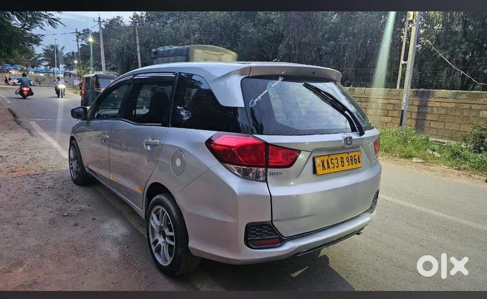 Honda Mobilio 2015 Diesel Well Maintained