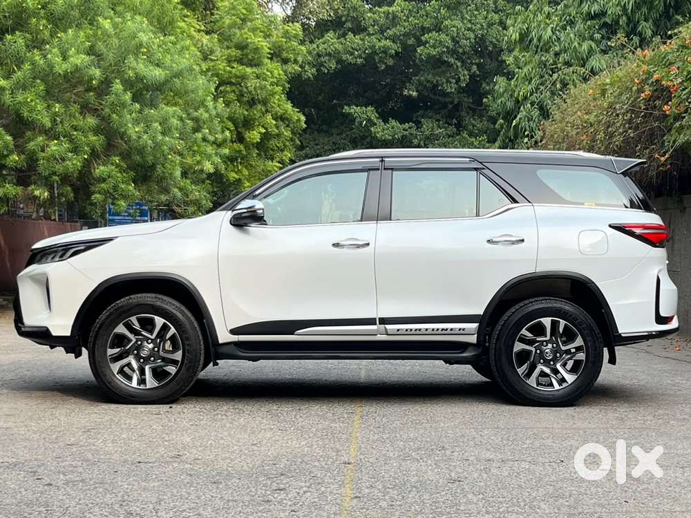 Toyota Fortuner Legender 4x2 At 2.8, 2024, Diesel