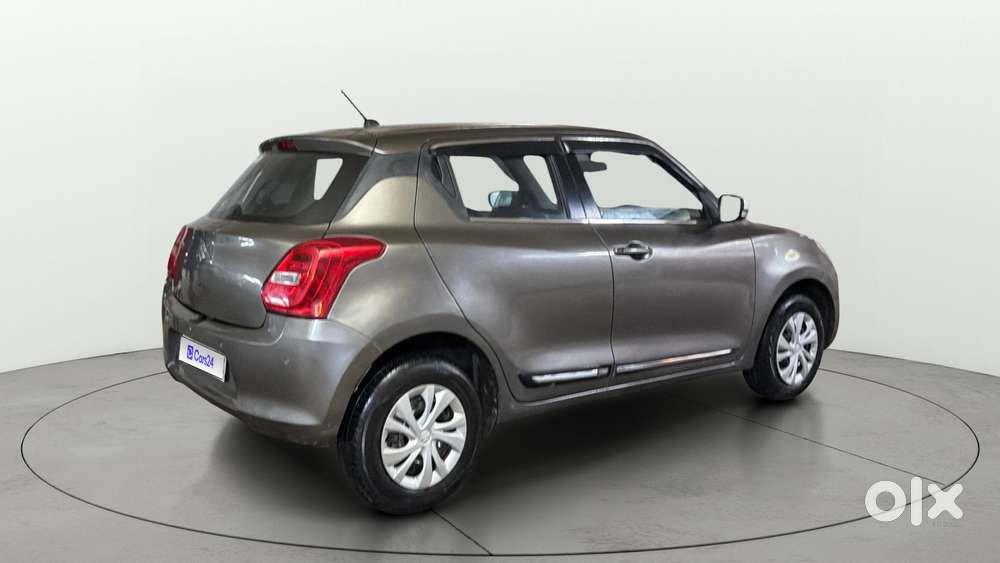 Maruti Suzuki Swift Vxi, 2021, Petrol