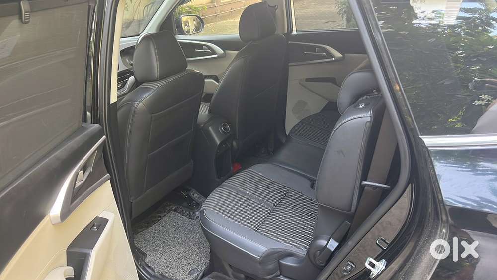 Kia Carens Petrol 2024