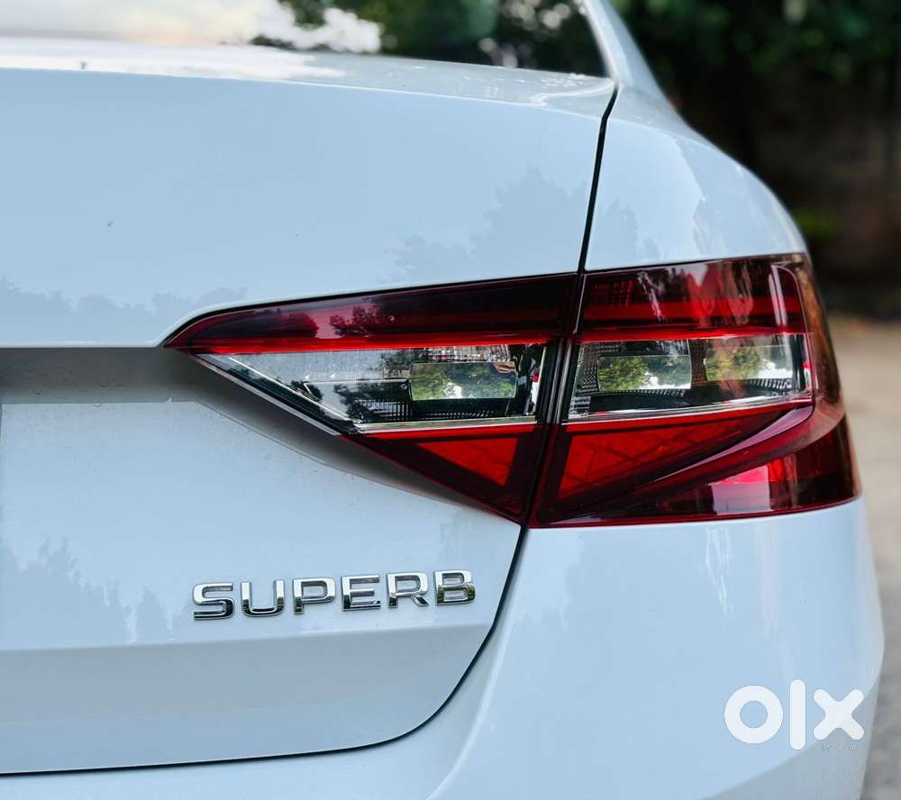 Skoda Superb 2.0 Tsi At L&k, 2019, Petrol