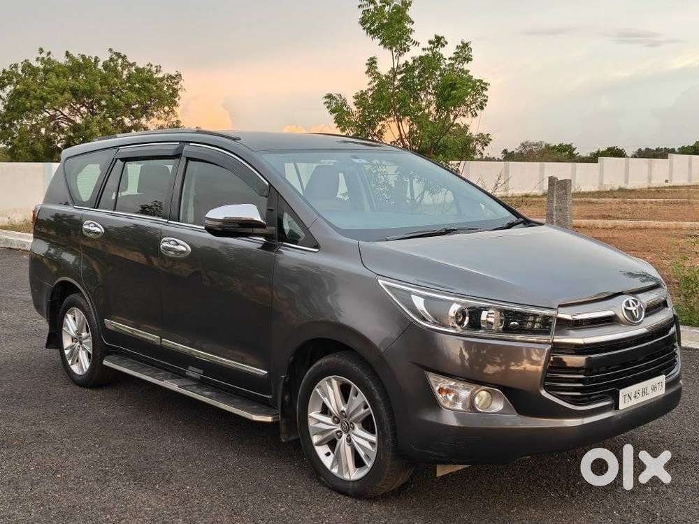Toyota Innova Crysta 2.8 Zx At 7 Seater, 2017, Diesel