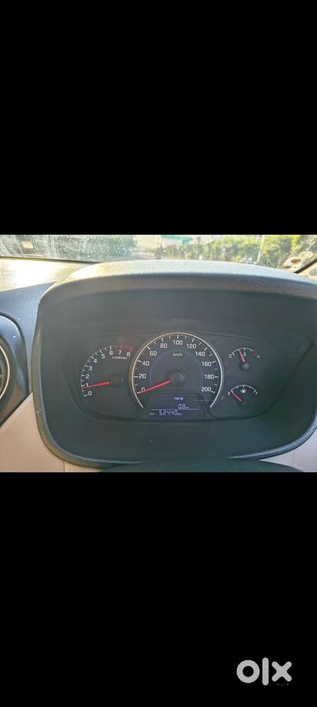 Hyundai Grand I10 1.2 Crdi Sportz, 2013, Petrol