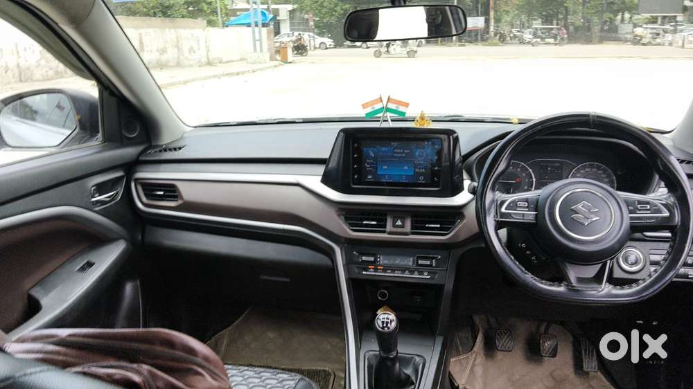 Maruti Suzuki Brezza 1.5 Zxi Smart Hybrid, 2022, Petrol