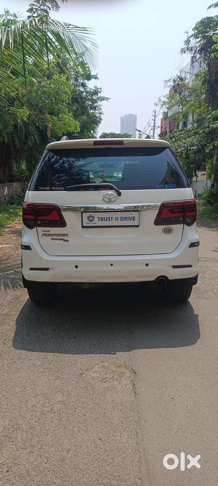 Toyota Fortuner 3.0 4x4 Manual, 2011, Diesel