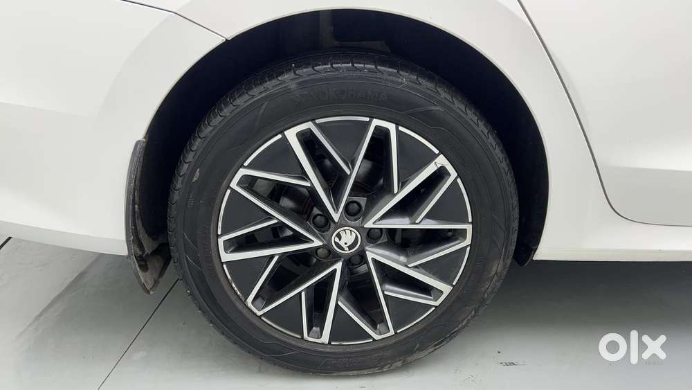Skoda Octavia 2.0 Tdi At L K, 2021, Petrol