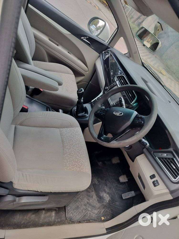 Mahindra Marazzo M6, 2021, Diesel
