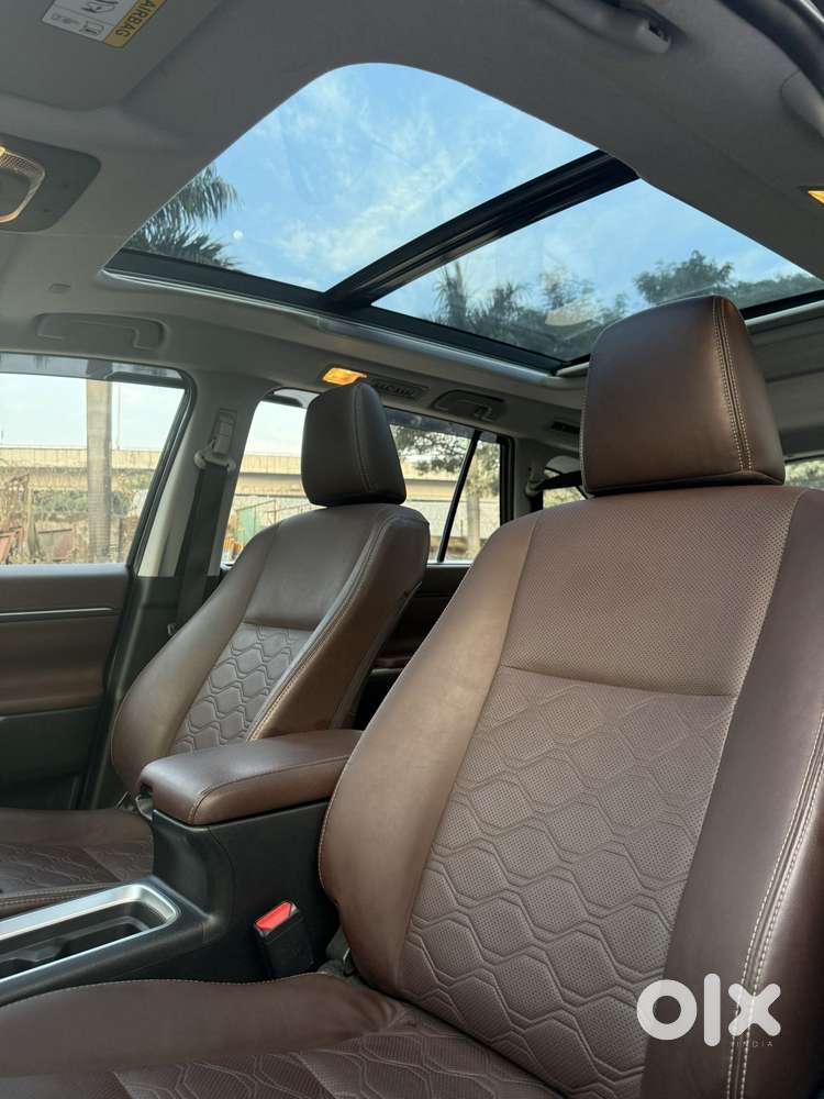 Toyota Innova Hycross 2.0 Zx (o) Hybrid 7 Str, 2023, Petrol