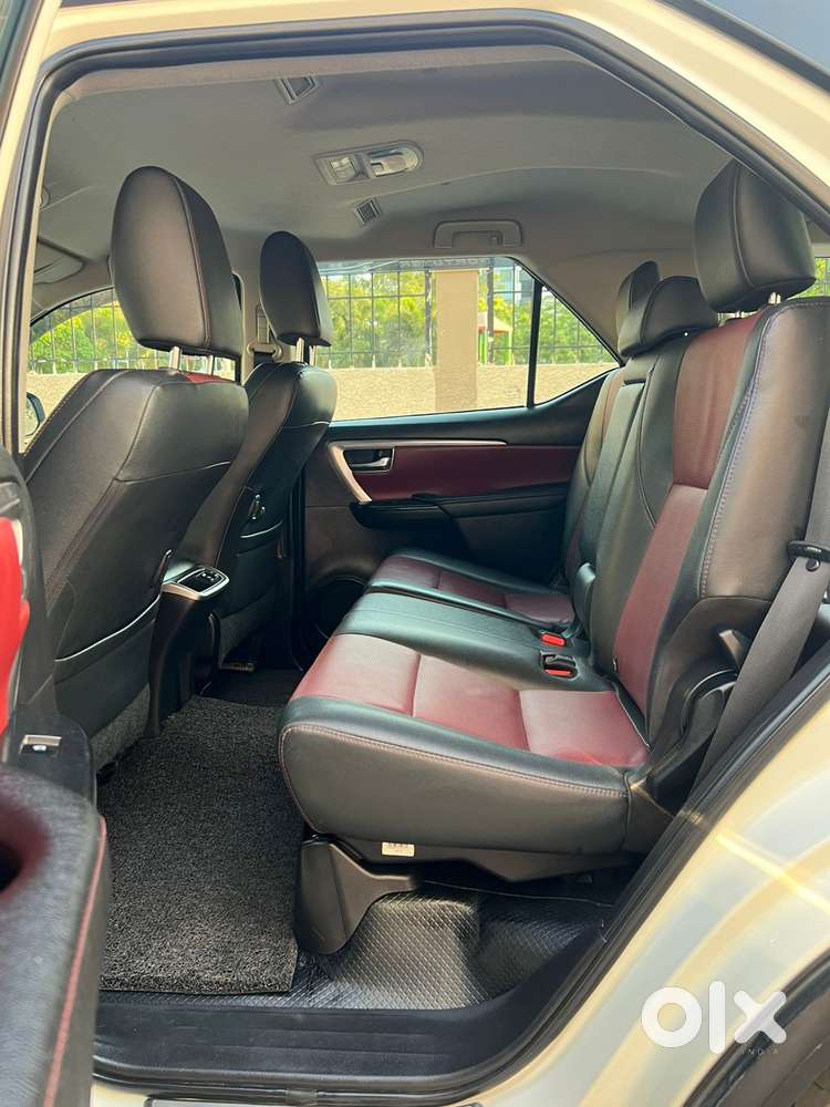 Toyota Fortuner Legender 4x2 At 2.8, 2022, Diesel