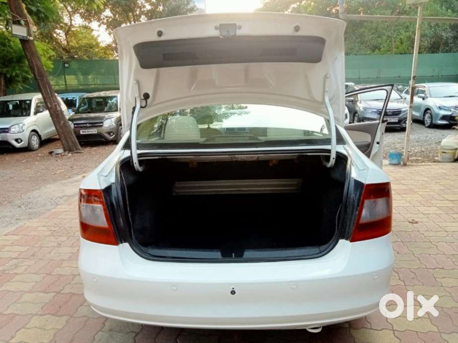 Skoda Rapid 1.5 Tdi At Ambition Plus, 2015, Diesel