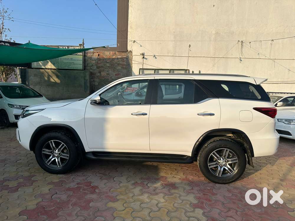 Toyota Fortuner 4x2 Mt 2.8 Diesel, 2018, Diesel