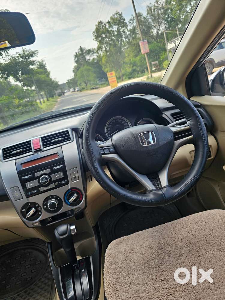 Honda City V At, 2013, Petrol