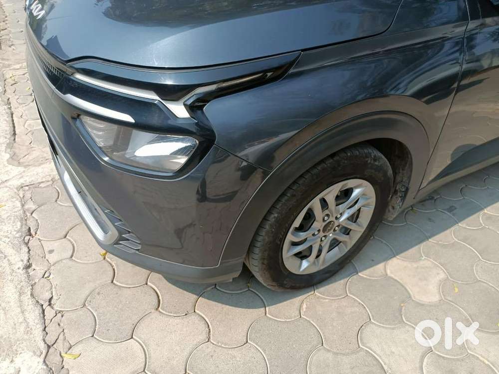 Kia Carens 2025 Diesel Well Maintained