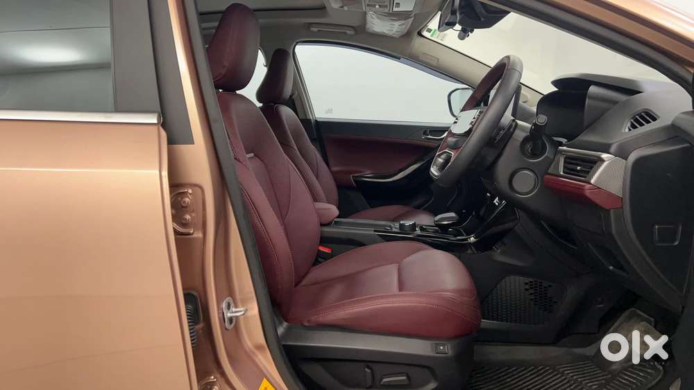 Tata Curvv S 1.2 Hyperion Gdi Petrol 7dca, 2025, Petrol
