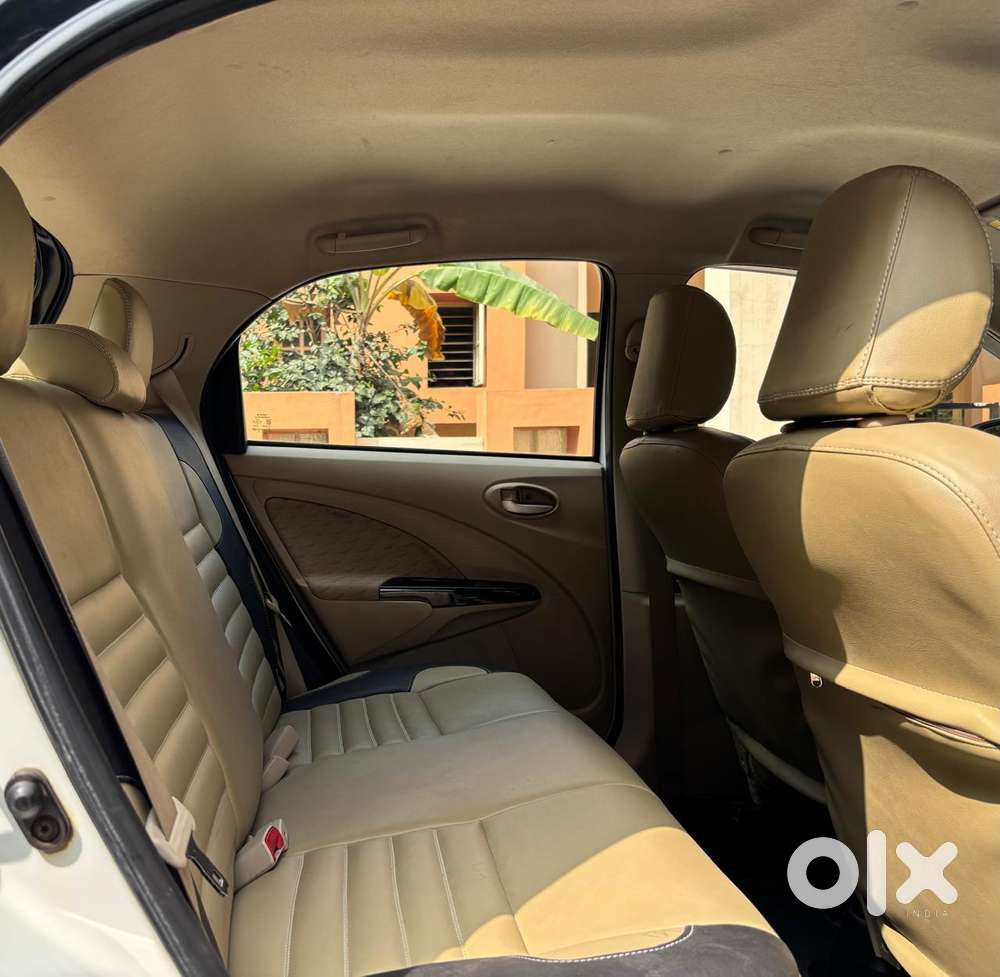 Toyota Etios Liva 1.2 Vx Dual Tone, 2018, Petrol