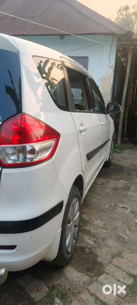 Maruti Suzuki Ertiga 2012 Diesel 230000 Km Driven