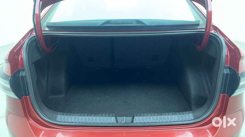Volkswagen Virtus Highline Plus 1.0 Tsi At, 2024, Petrol