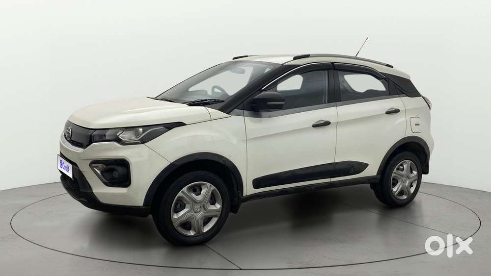 Tata Nexon 1.5 Revotorq Xma Amt, 2021, Petrol