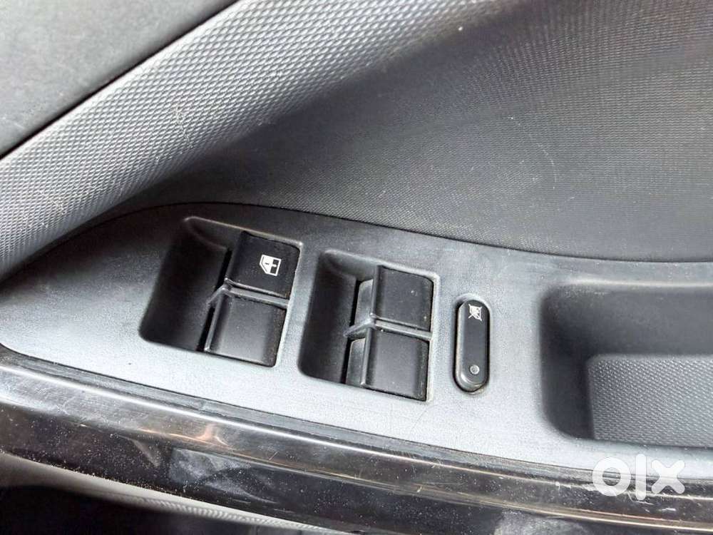 Tata Nexon 1.2 Revotron Xma Amt (s), 2019, Petrol