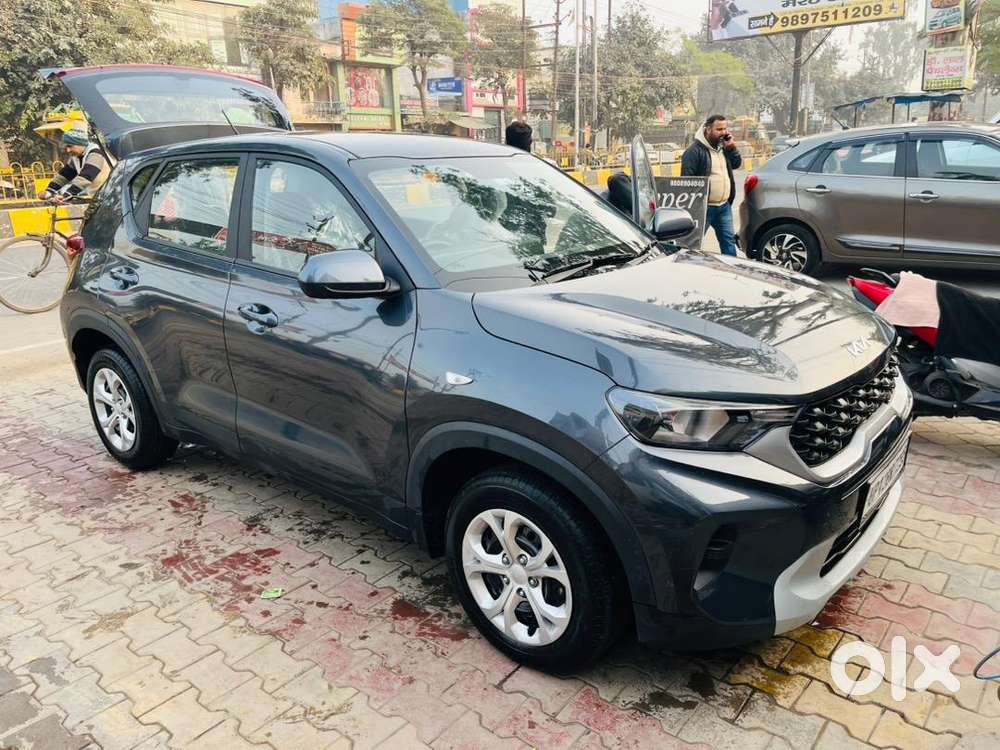 Kia Sonet 2023 Petrol 29000 Km Driven