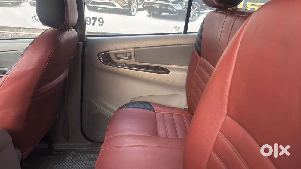 Toyota Innova 2.5 V 7 Str, 2012, Diesel