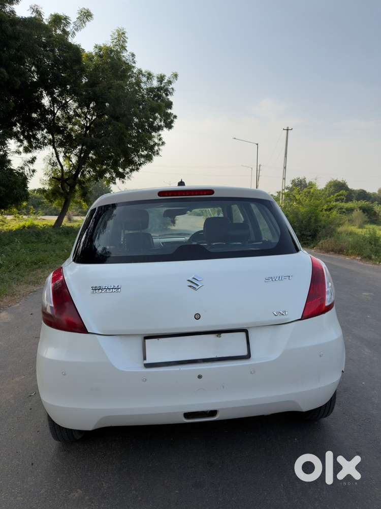 Maruti Suzuki Swift 2016 Petrol Well Maintained