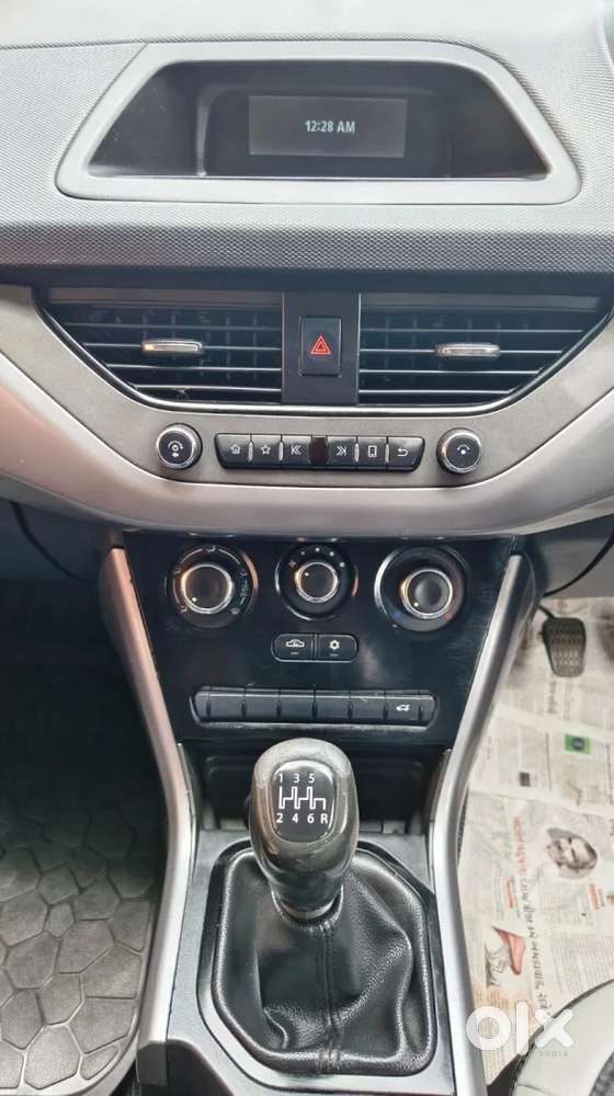 Tata Nexon 1.5 Revotorq Xm, 2022, Diesel