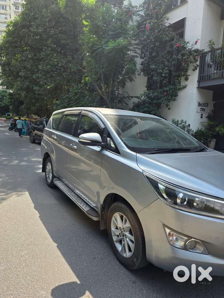 Toyota Innova Crysta 2.4 V 8 Str, 2017, Diesel