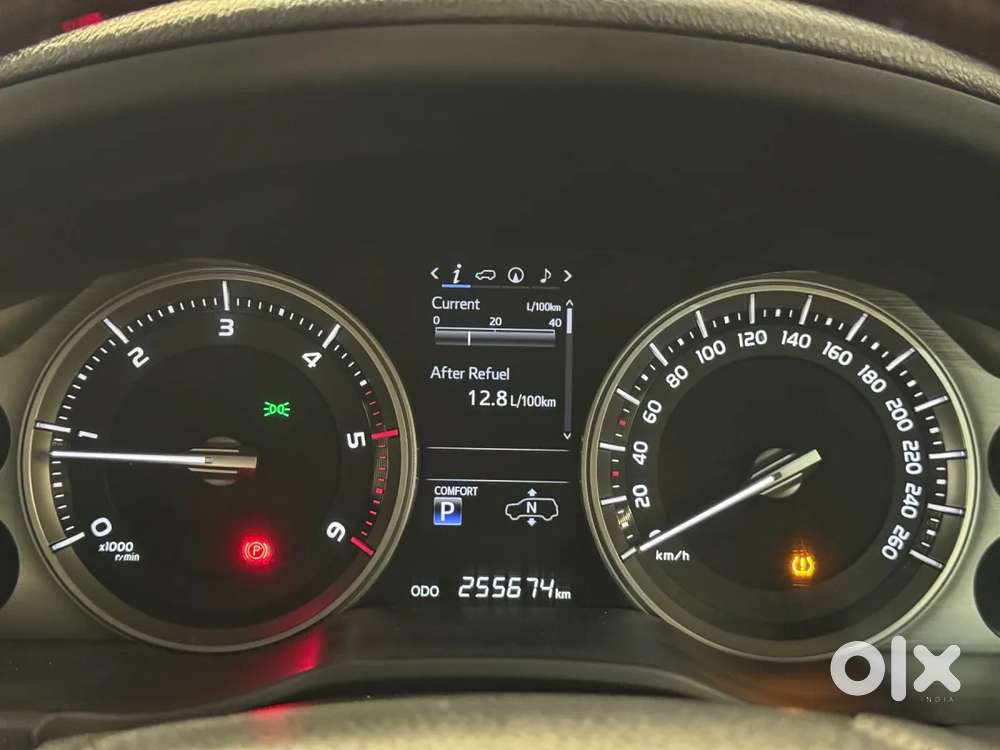 Toyota Land Cruiser [ ] 4.5 Vx Lc 200, 2017, Diesel