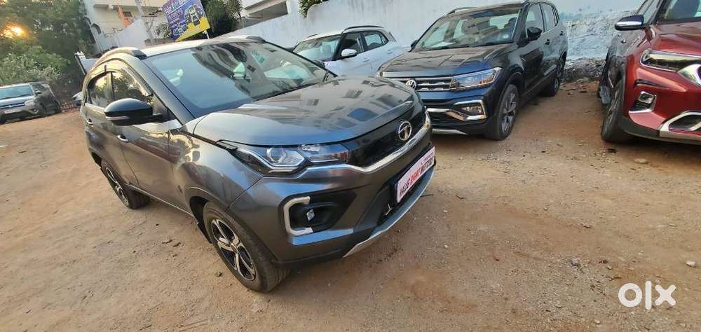Tata Nexon Xz Plus Luxs, 2023, Petrol