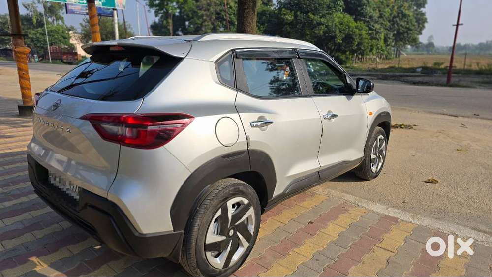 Nissan Magnite Visia 2025 Petrol