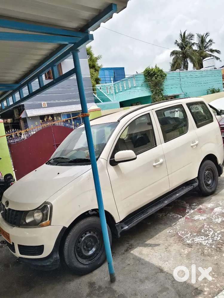 Mahindra Xylo 2016