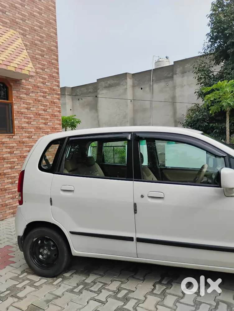 Maruti Suzuki Zen Estilo 2010 Car