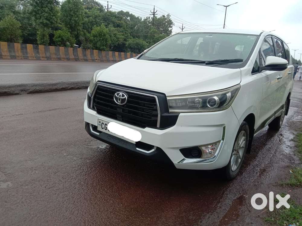 Toyota Innova Crysta 2.4 V, 2016, Diesel