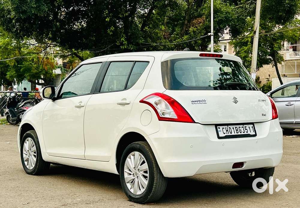 Maruti Suzuki Swift Vvt Zxi, 2016, Petrol