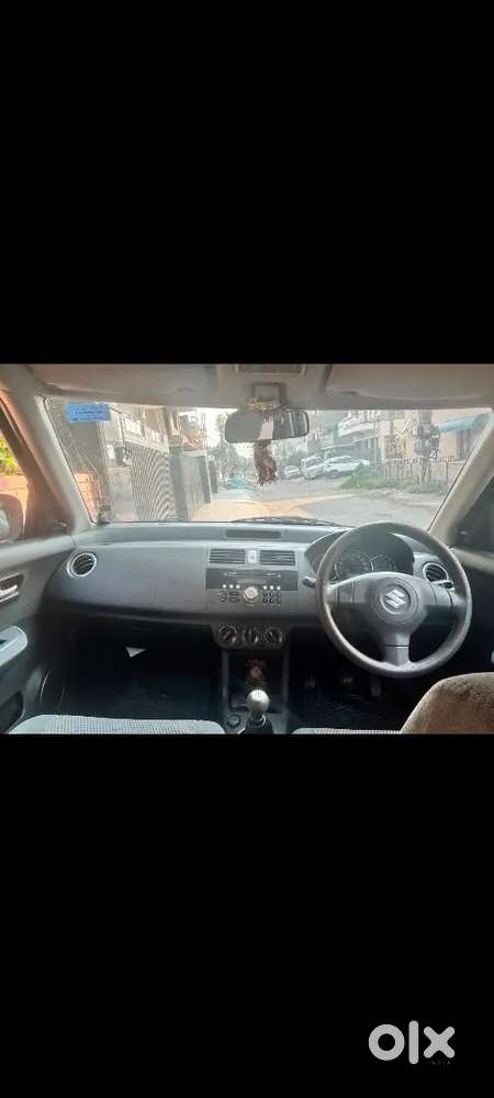 Maruti Suzuki Swift 2011 Petrol Manual