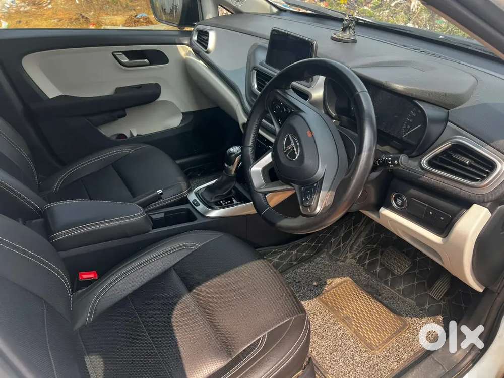 Tata Altroz Ev 2024 Petrol Well Maintained