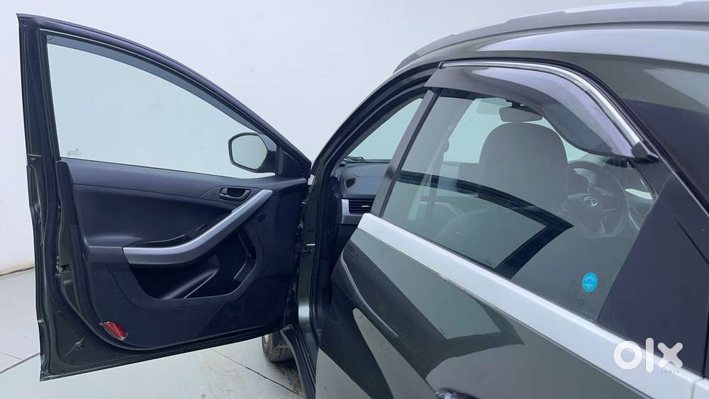 Tata Nexon 1.2 Revotron Xma, 2022, Petrol
