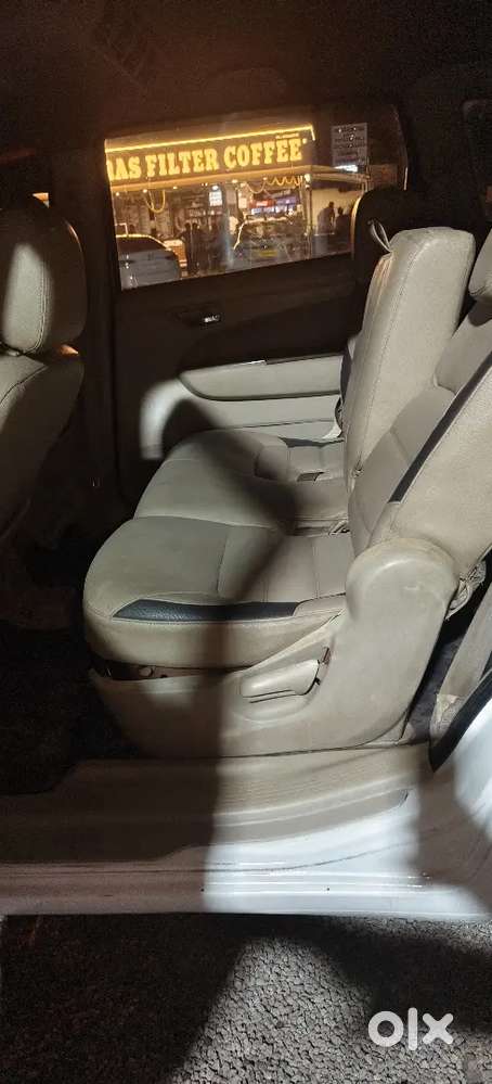Maruti Suzuki Ertiga 2013