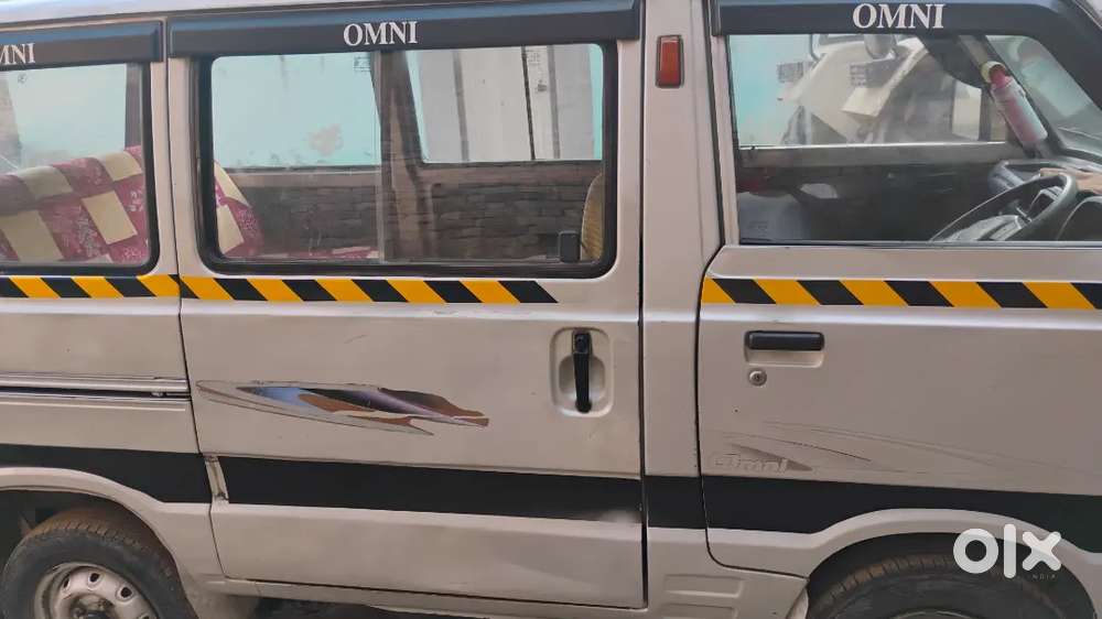 Maruti Suzuki Omni 2011