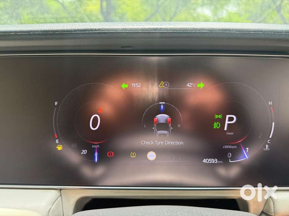 Mahindra Xuv700 2.0 Ax 7 Petrol At Luxury Pack Str, 2023, Petrol