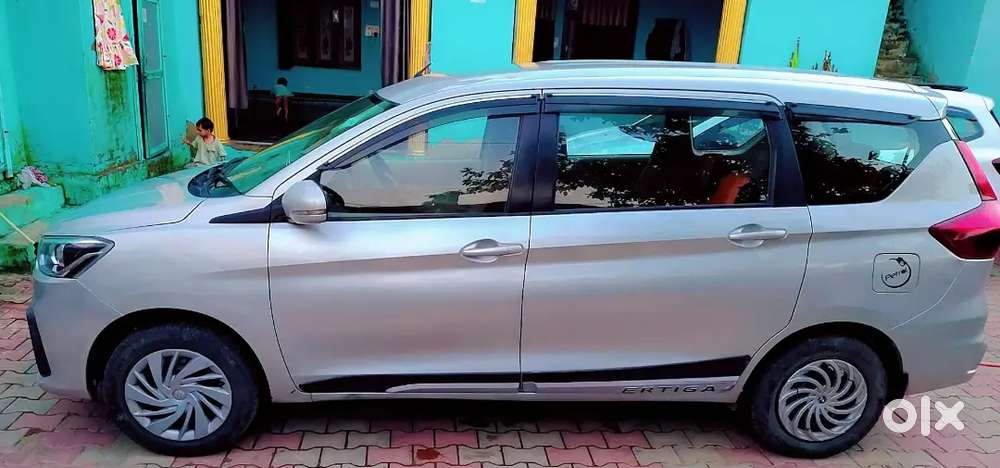 Ertiga Vxi Cng Petrol First Owner 57000 Chali Hai