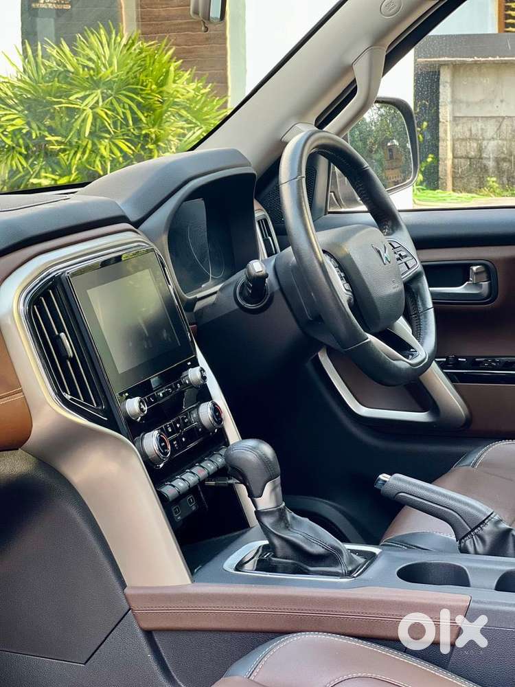 Mahindra Scorpio-n 2.0 Z8 L Petrol At 7 Str, 2022, Petrol