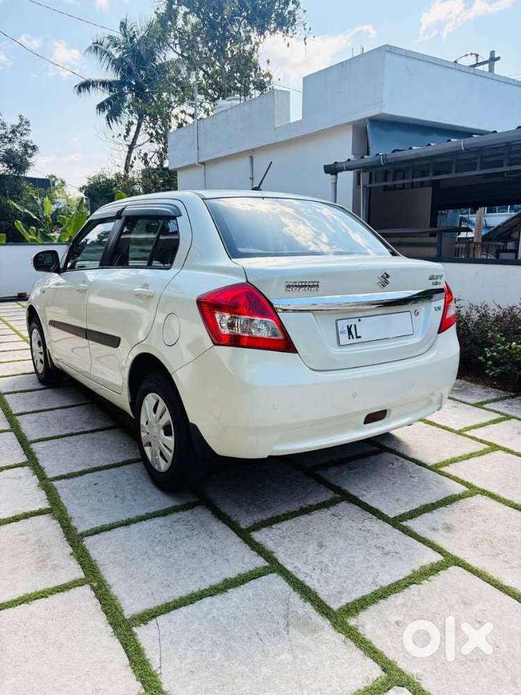 Maruti Suzuki Dzire 1.2 Vxi, 2014, Petrol