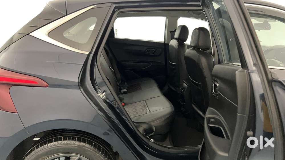 Hyundai I20 Sportz 1.2 Ivt, 2023, Petrol