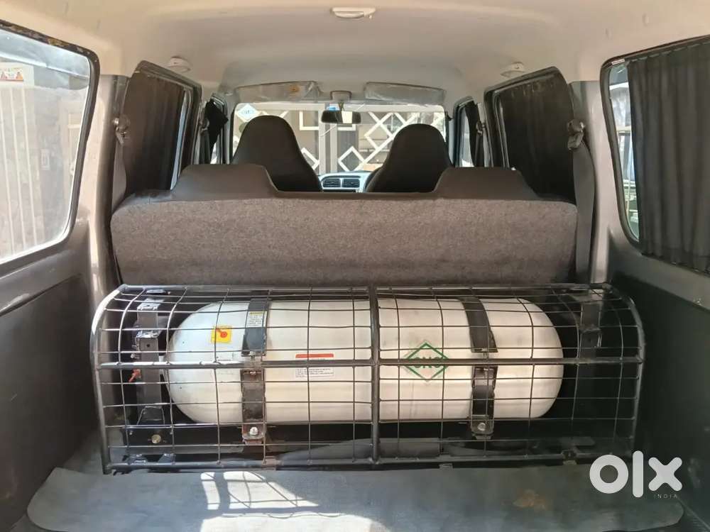 Maruti Suzuki Eeco 2022 Cng & Hybrids 30000 Km Driven