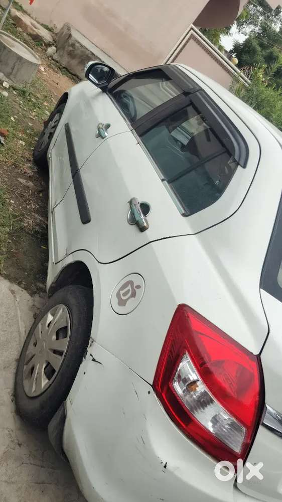 Maruti Suzuki Swift Dzire 2017 Diesel 168265 Km Driven No Insurence
