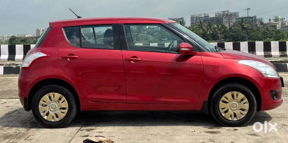 Maruti Suzuki Swift Vxi With Abs, 2013, Petrol